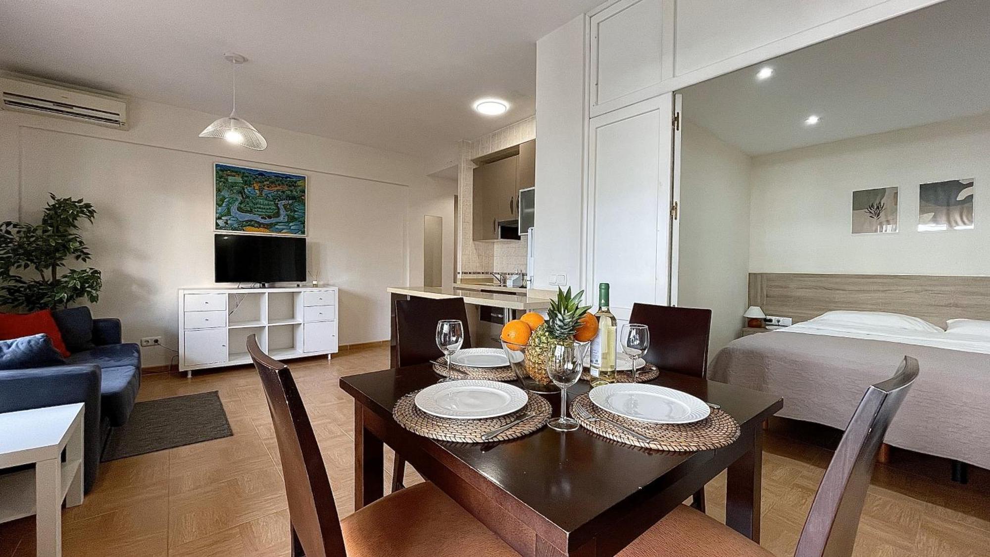 Beachfront 1Br Apartment In Center Of Marbella! Ngoại thất bức ảnh